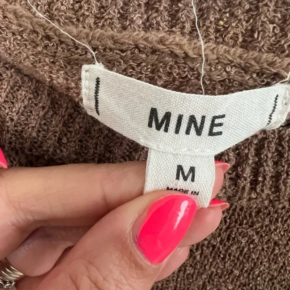 Mine | Sheer Floral Sleeve Top - Picture 6 of 7